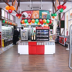 7 Eleven​